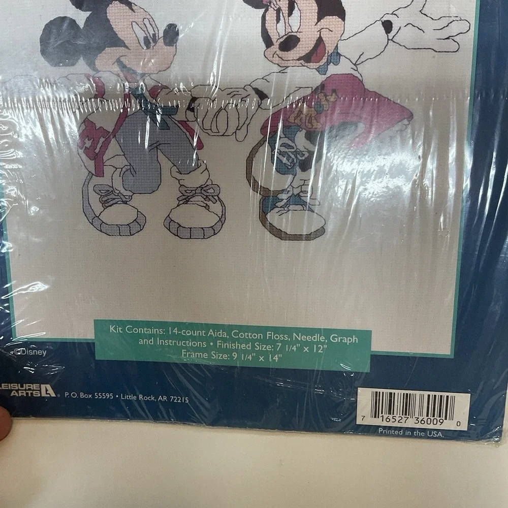 Disney Mickey Mouse Unlimited Counted Cross Stitch Kit Jitterbug Minnie 36009‎